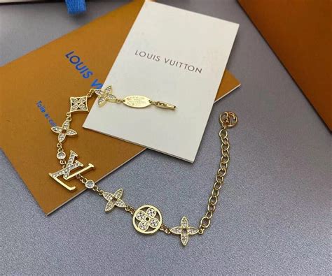 4 leaf clover bracelet louis vuitton|Louis Vuitton four leaf clover.